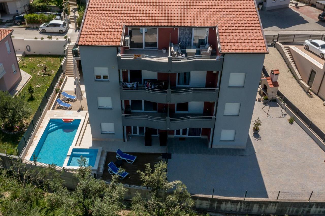 Apartments Karlo Podstrana Bagian luar foto